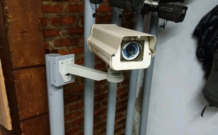 Produk Kami Tiang CCTV 3 tiang_kamera_cctv_